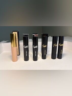 New,unused & Authentic Mini Mascara Set Assorted beauty Brands. Mini size